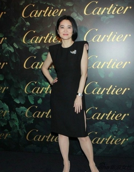 女人必备小黑裙 明星演绎穿出优雅气