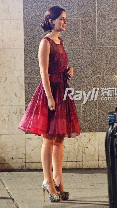 看QueenB莉顿衣橱 学时尚公主范儿