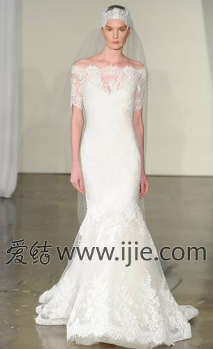 经典婚纱品牌_动漫婚纱情侣头像(3)