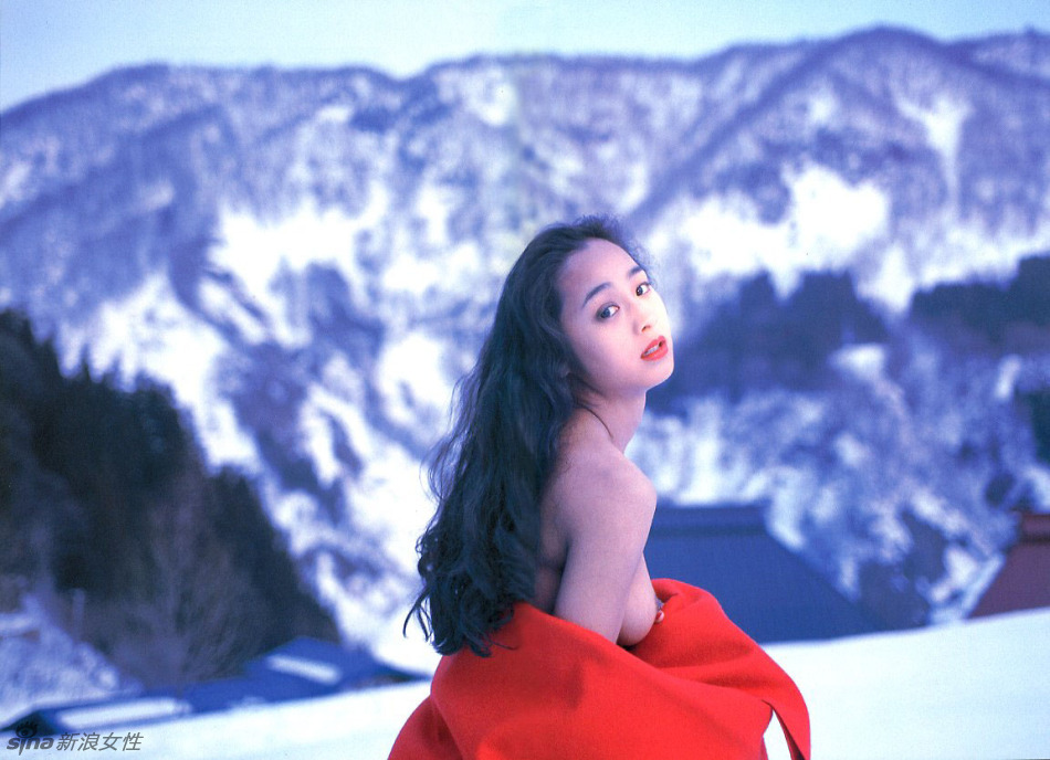 日本殿堂级女神<em>北原</em>佐和子性感写真 风情迷人