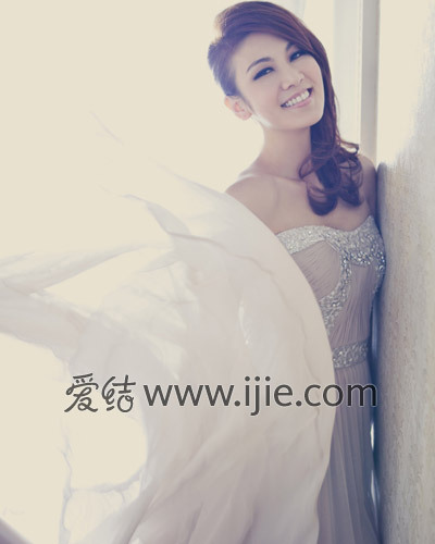 林莉婚纱官网_乔安娜林莉