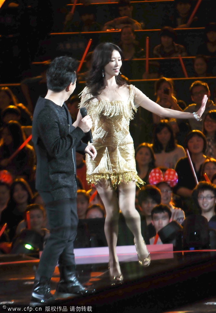 赞林志玲是匹性感的马  东方春晚教黄渤马舞 _快