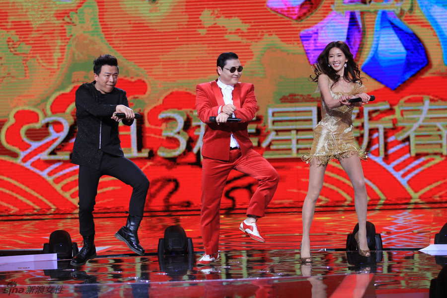 赞林志玲是匹性感的马  东方春晚教黄渤马舞 _快