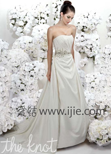 婚纱的品牌_婚纱情侣头像(2)