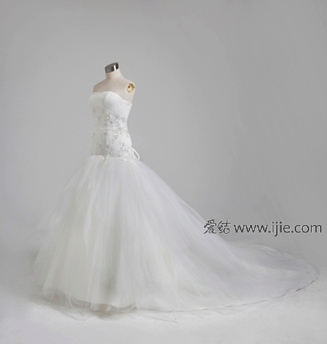 婚纱的衣服_婚纱衣服照片高清大图