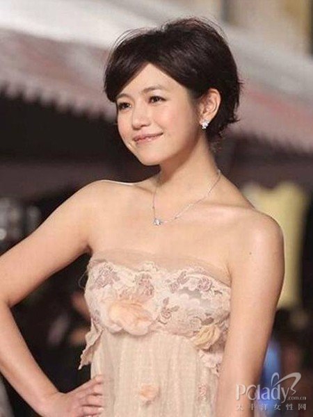 偷学<em>陈妍希发型</em>秘技 巧遮婴儿肥包子脸 -- 佛山