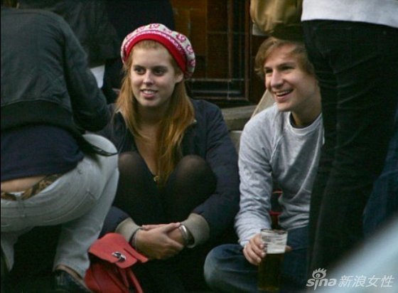 英公主为爱苦瘦身 <em>肥妹</em>如今也<em>穿</em>迷你裙 -- 佛山