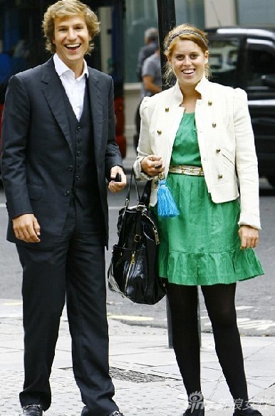 英公主为爱苦瘦身 <em>肥妹</em>如今也<em>穿</em>迷你裙 -- 佛山