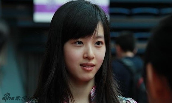 总裁的女人奶茶妹妹昔日清纯美照