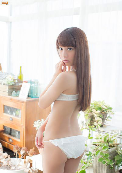 瑕内内衣_内衣美女