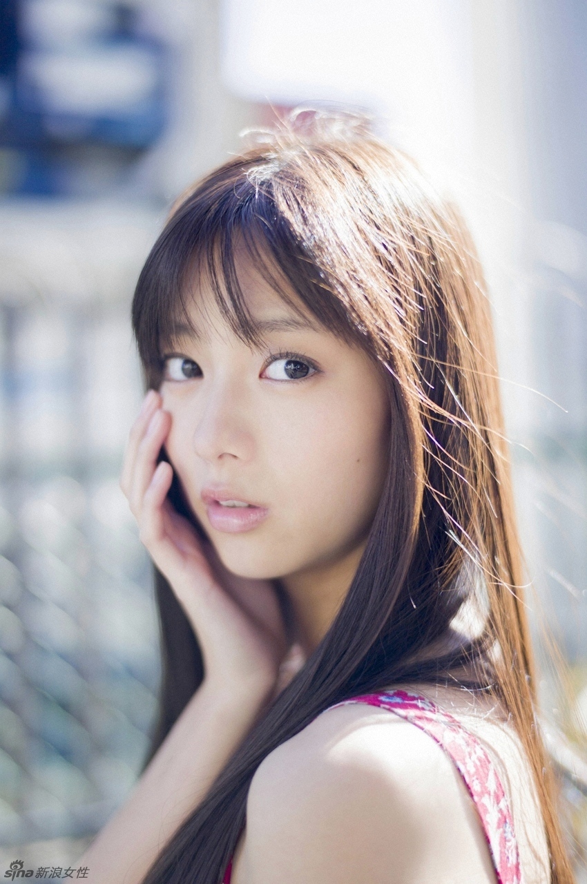 日本宅男女神新川优爱性感写真(17张)图集.
