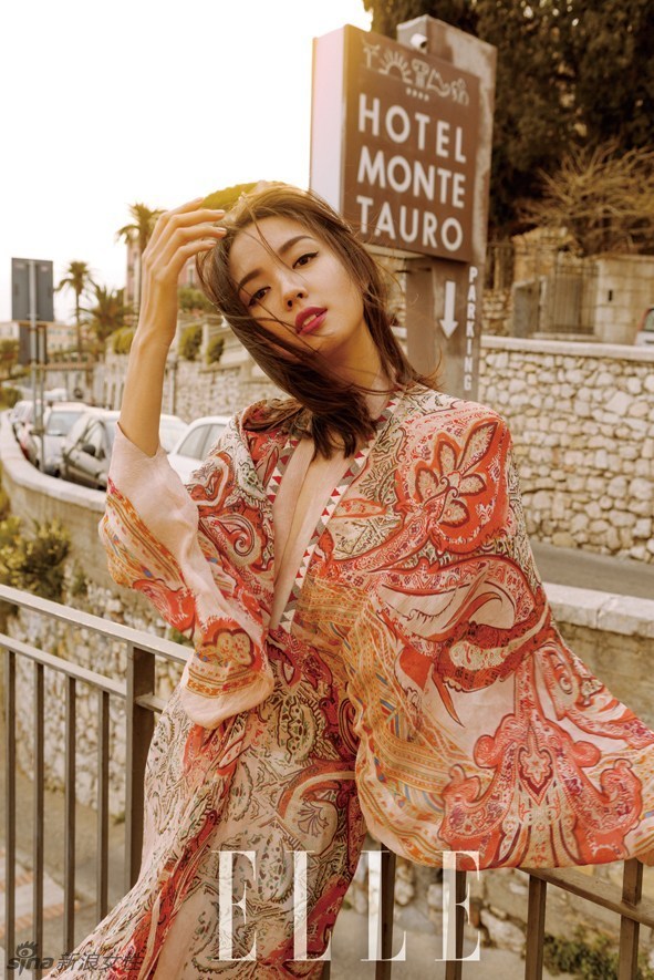 长腿女神张梓琳风情大片 长发飘飘深V诱惑