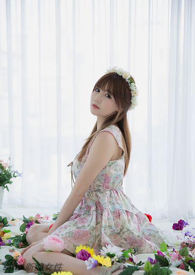 韩国车模韩佳恩被赞“天然系少女”颜值逆天