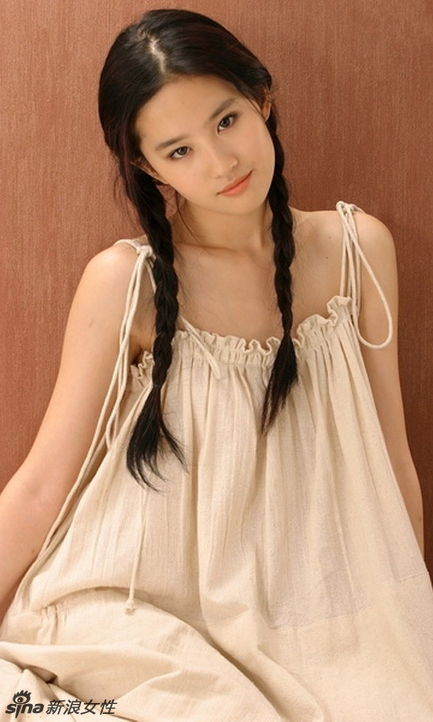 神仙姐姐刘亦菲有主儿了！盘点女神性感瞬间