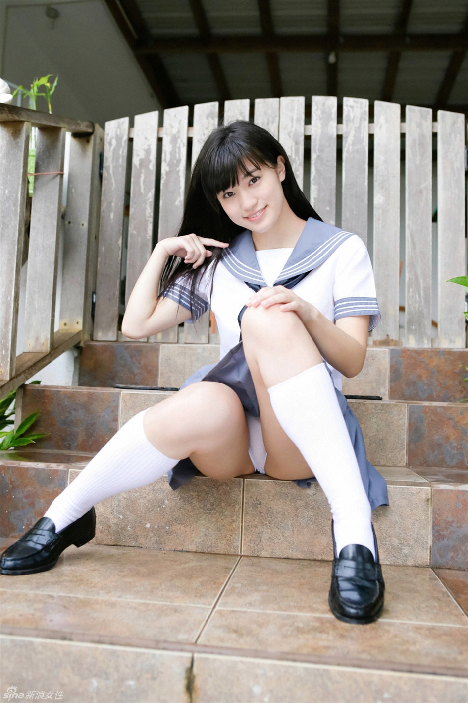 Upskirts japanese girls 6 automatic machines for dances nv 5