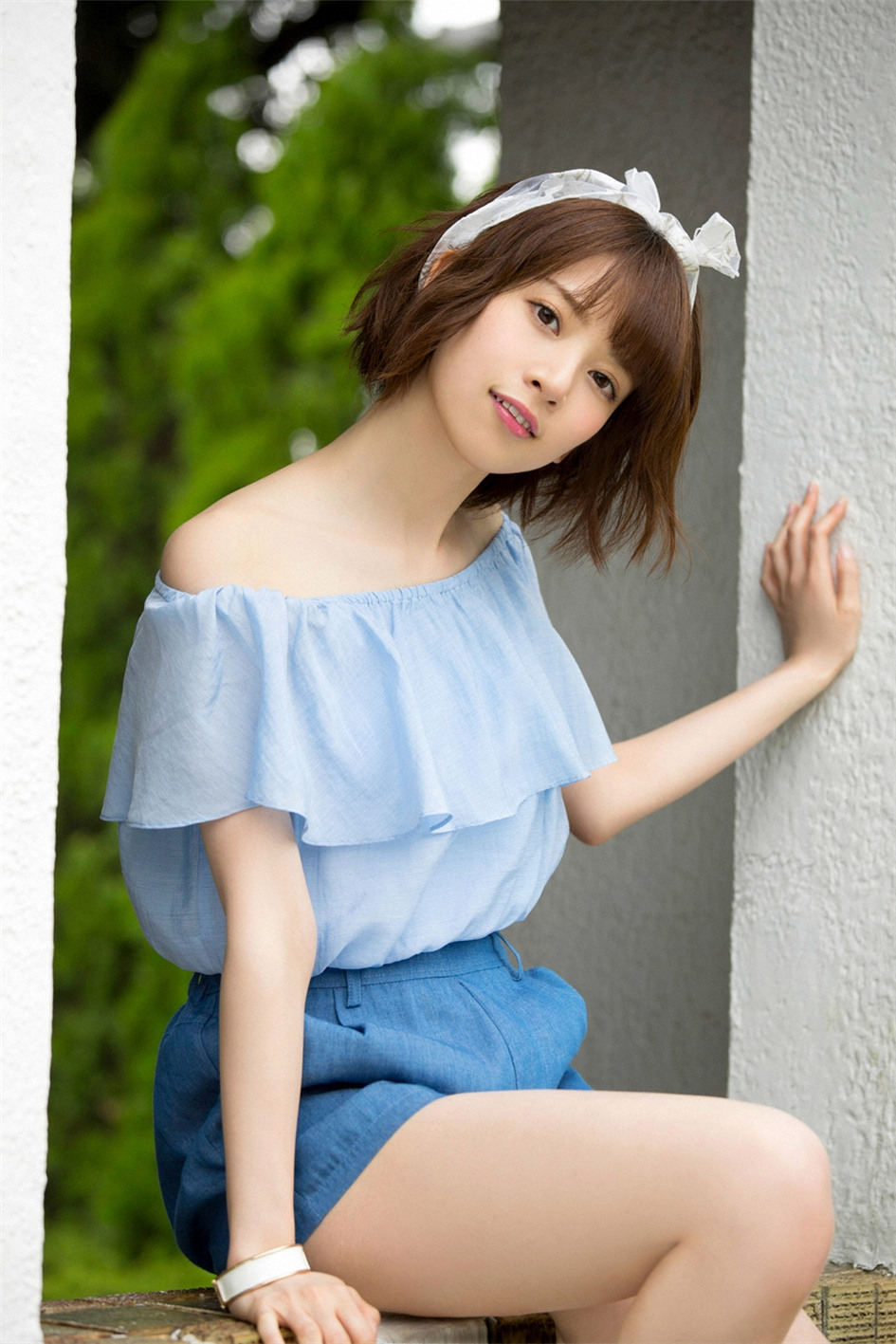 生活帮李东辰露内衣_内衣美女