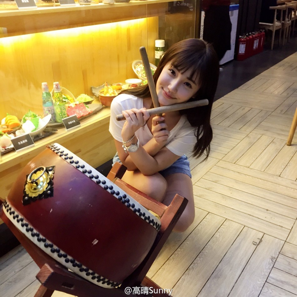最美校服女生显内衣_最美校服女生高晴内衣(2)