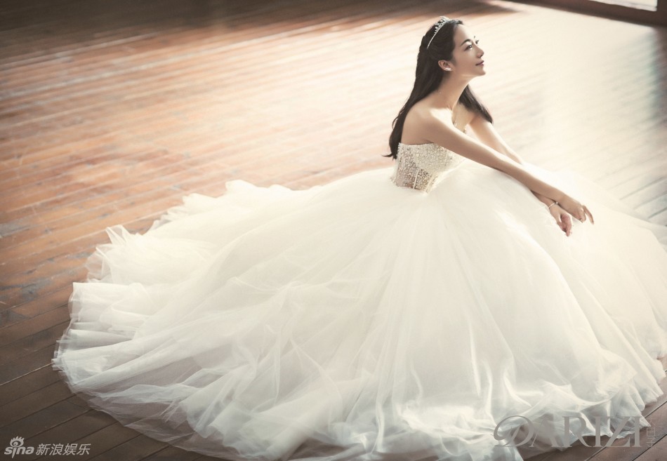 婚纱壁纸唯美_唯美婚纱手机壁纸