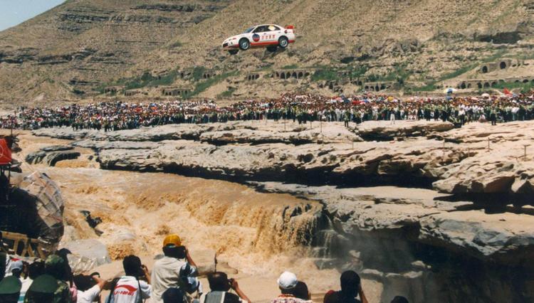 飞跃黄河壶口 29253_5732724_233330.jpg