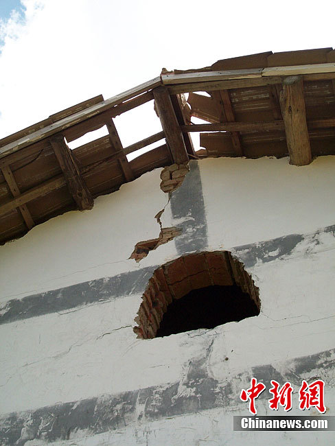彝良人口数_昭通彝良县城(3)
