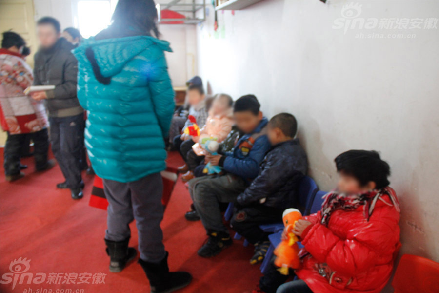 人口对教育的制约_安全教育手抄报