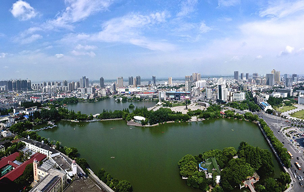 镜湖人口_太仓天镜湖图片(2)