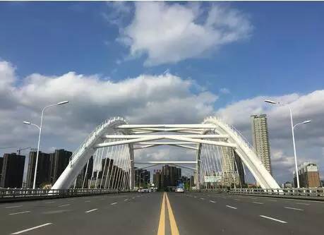 .碧桂园皖投·中央名邸 高层均价约9500元\/㎡.