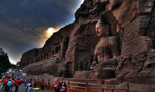 云冈石窟5号大佛 28161_5674800_671696.jpg