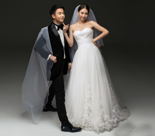 31对明星夫妻婚纱照 谁的最美