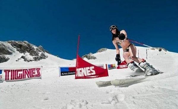 滑雪人口_哈尔滨 亚布力 雪乡 长白山7日5晚跟团游 长白山免费升级一晚五星温(2)