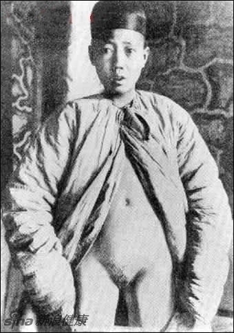清朝有多少人口_清朝太监成为外国人口中的笑柄,竟可以跟亲王平起平坐(2)