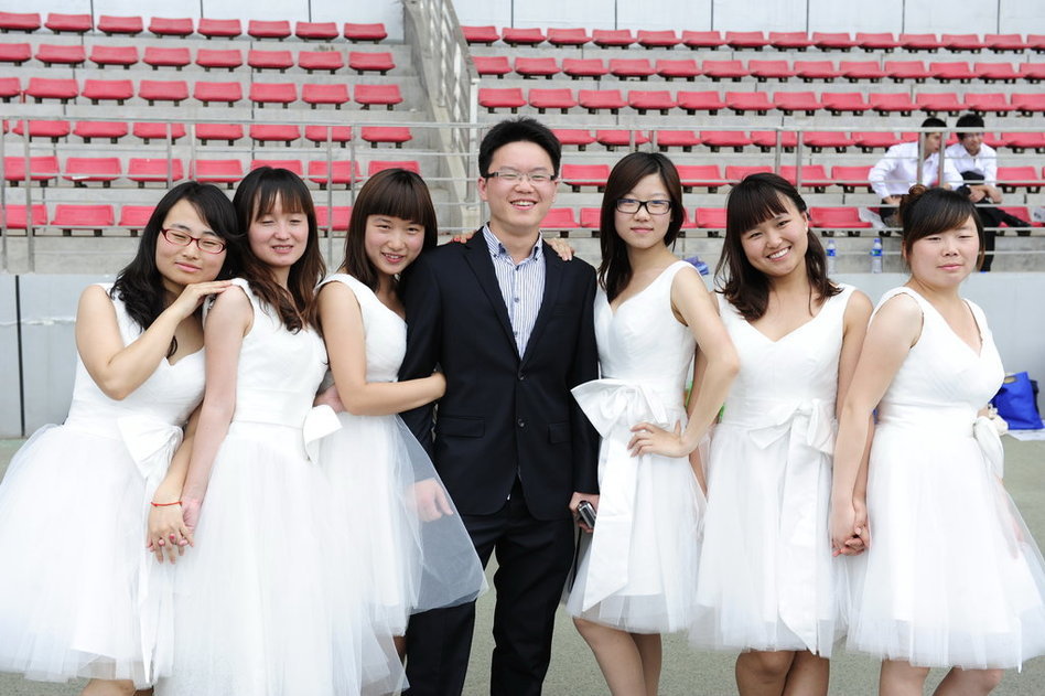 学生婚纱照_婚纱照风格(3)