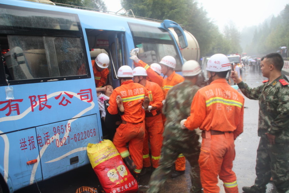 我是正连,14年兵龄,月工资是4700,转业费能拿