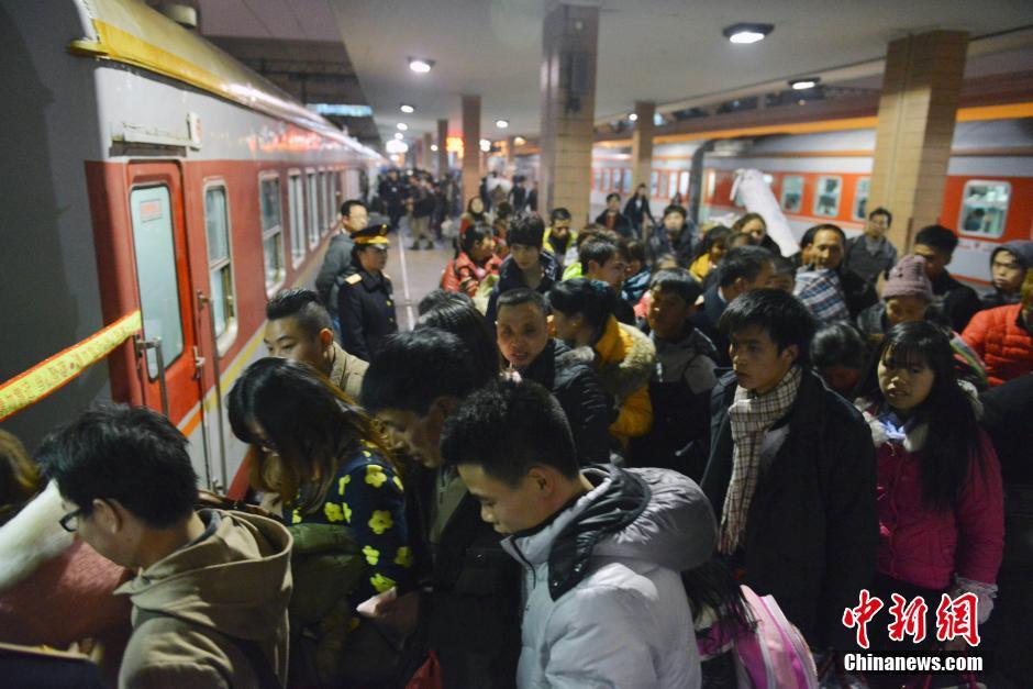 杭州人口外来务工人员_外来务工人员