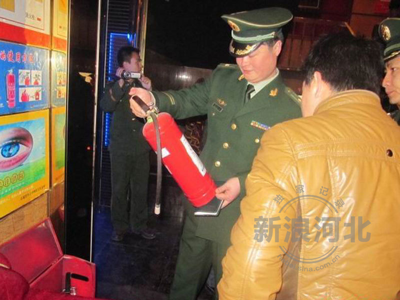 当兵人口年检_当兵头像(3)