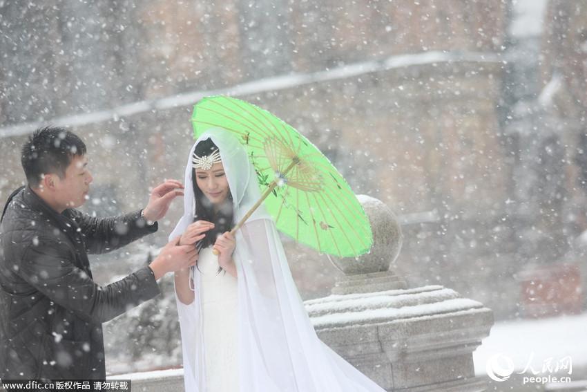 雪中婚纱_雪中悍刀行图片(3)