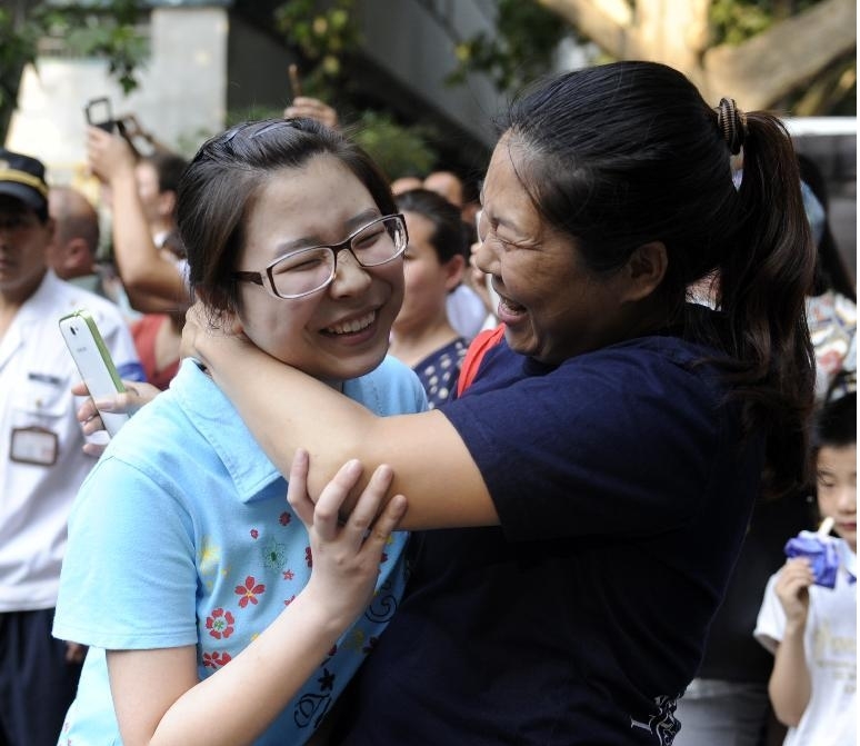 回民人口数_西安回民街图片(3)