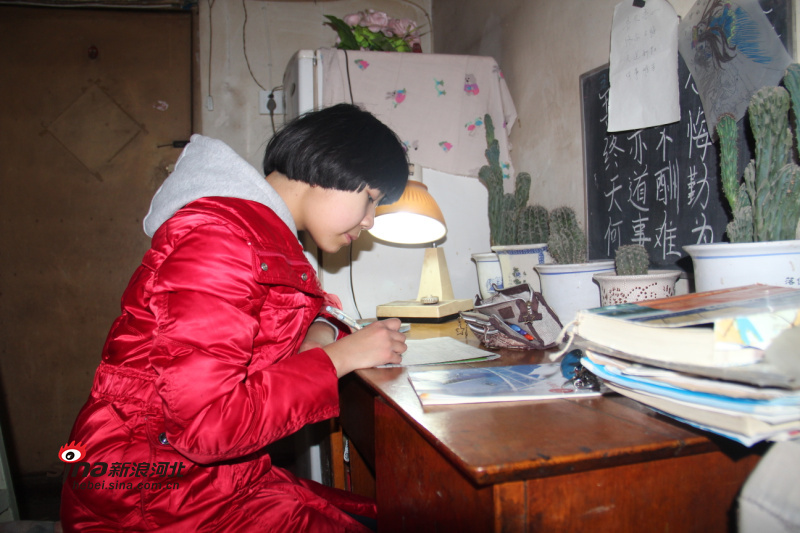 我是初二的学生,14岁,但已经150斤。急需健康