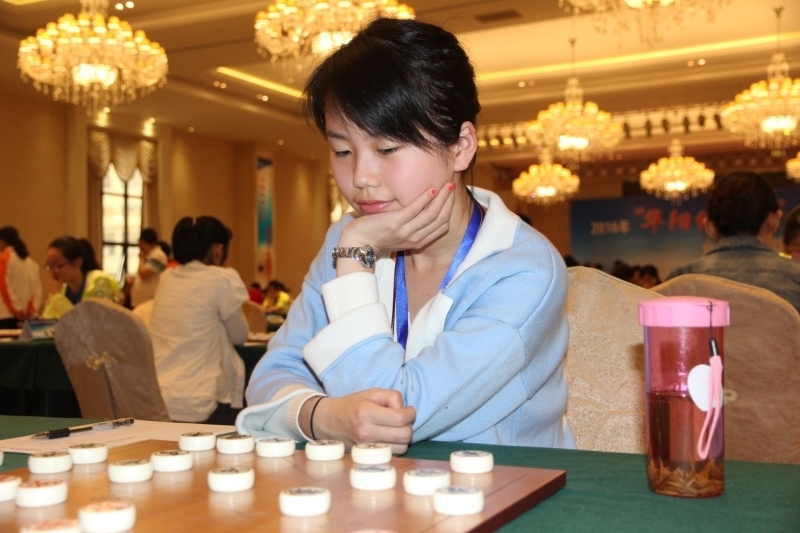 象棋团体赛女将颜值高 河北美女象棋手最清纯_高清图集_新浪网