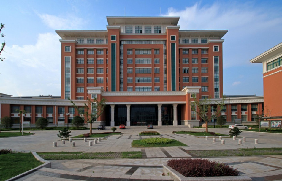 二中学校在河北哪 77370_5002338_769486.jpg