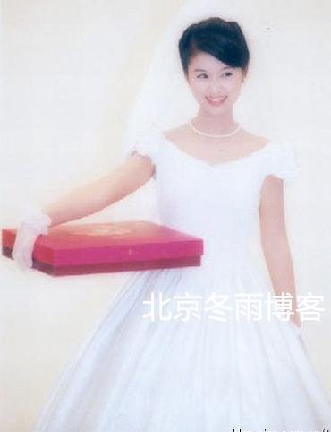 婚纱照露牙_露牙笑