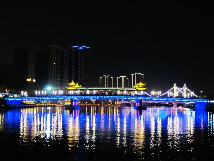 苏州六普人口_苏州人口热力图(2)