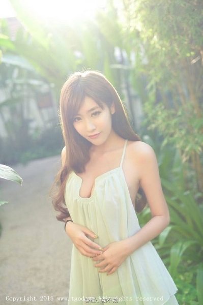 校花女神写真照 75518_4867966_695400.jpg