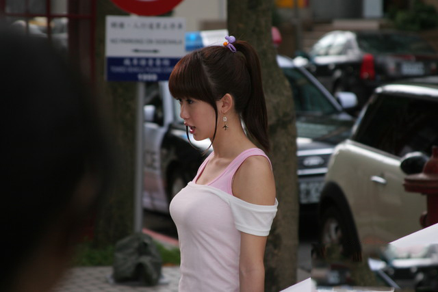 胸小买不到内衣怎么办_内衣美女(3)
