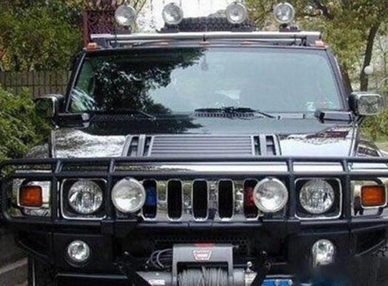 “气功大师”王林是上世纪80年代末90年代初成名的气功师。