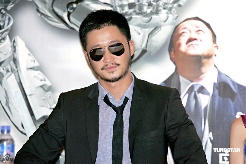 吴京大胡子造型