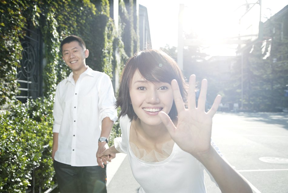 夏雨和袁泉婚纱照_袁泉夏雨婚纱照