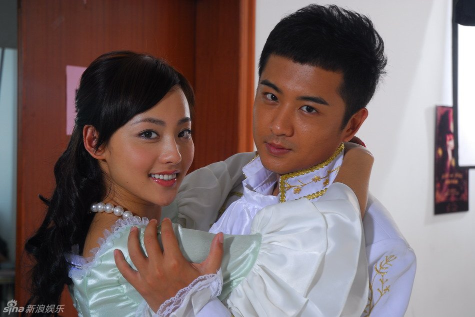 丫客帝国更新:电影《我们毕业的夏天》 _ 中金