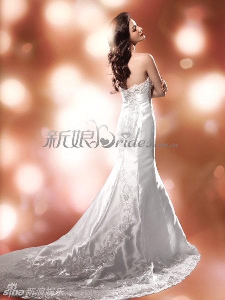 非诚勿扰婚纱_非诚勿扰薛璐照片(2)