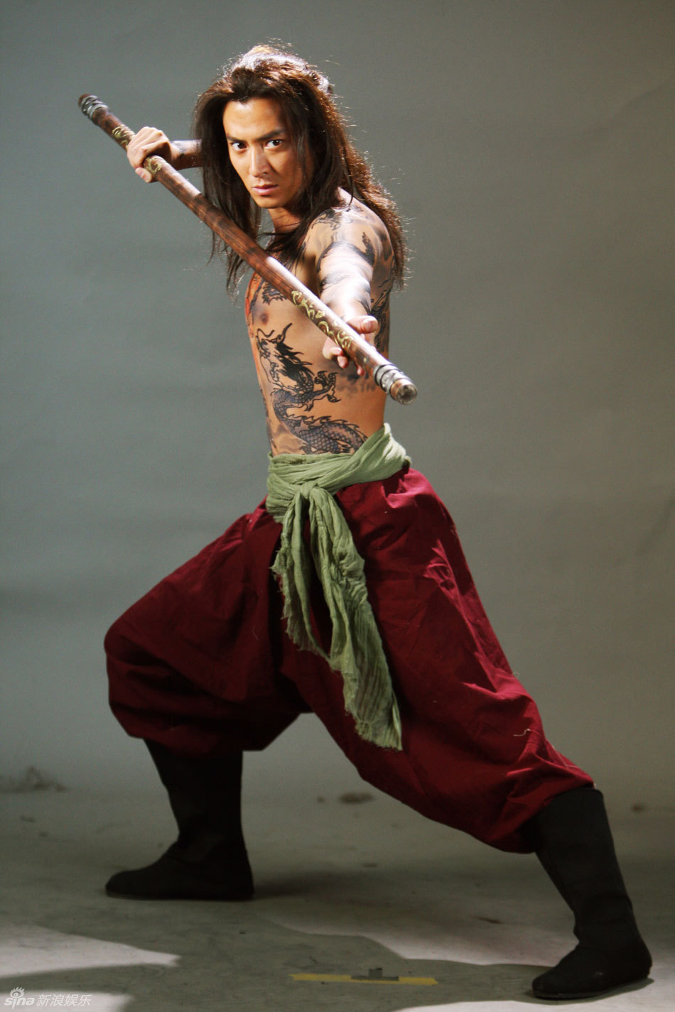 韩栋饰演“九纹龙”史进